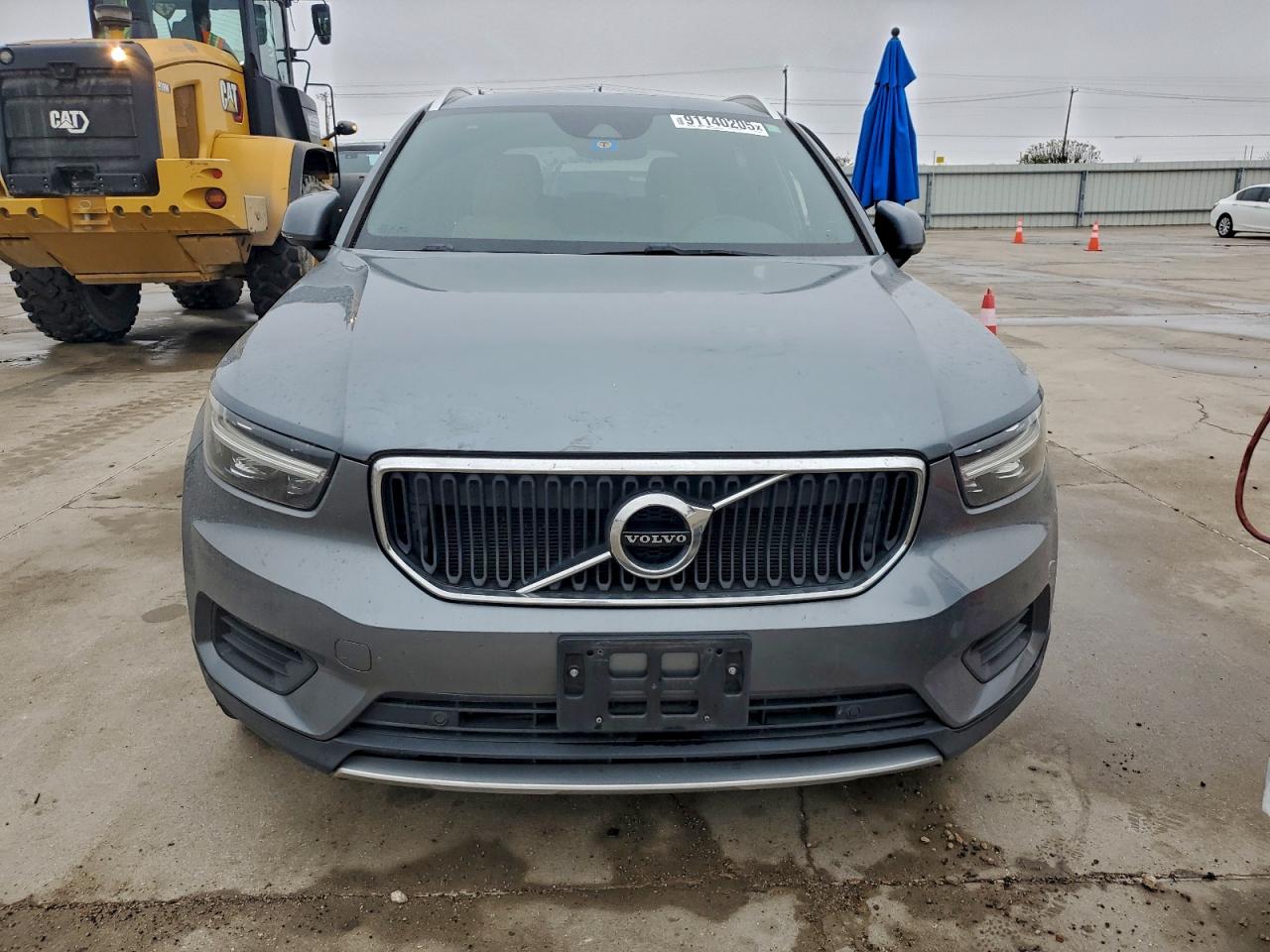 VOLVO XC40 T5 MOMENTUM