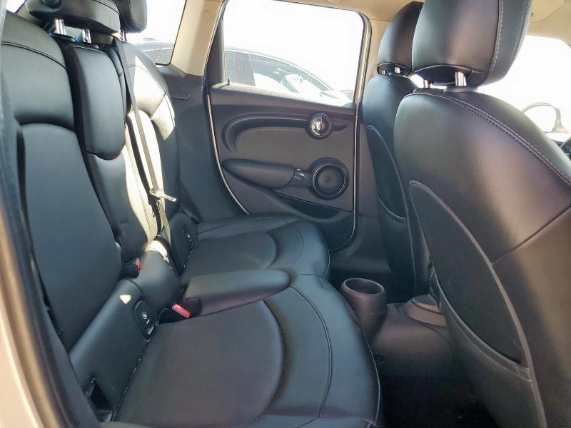 2015 MINI COOPER - WMWXS5C5XFT830034