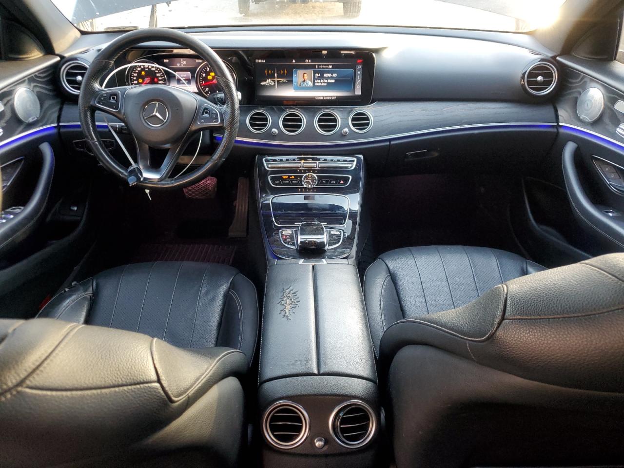 MERCEDES-BENZ E-CLASS 300