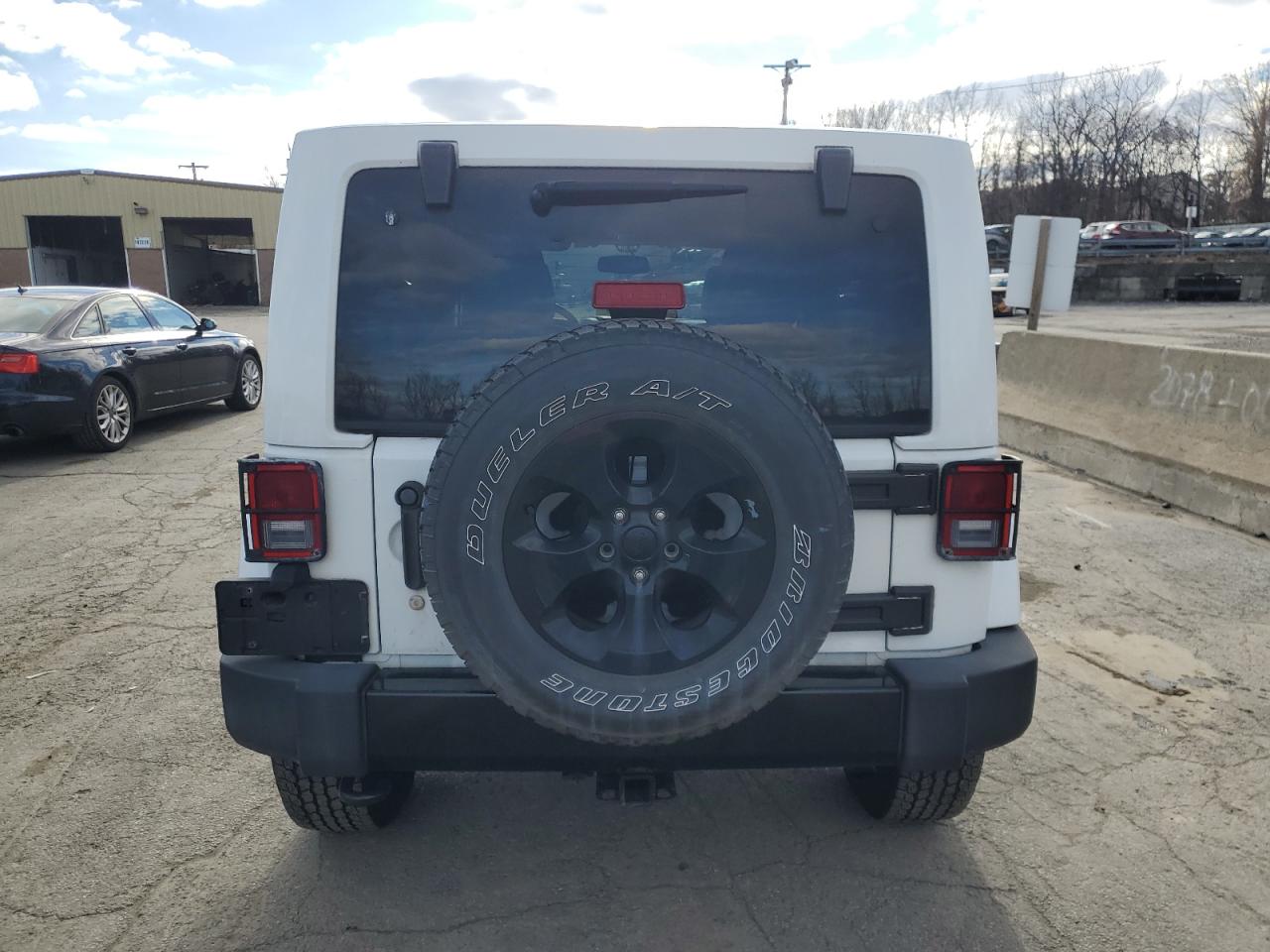 JEEP WRANGLER SAHARA