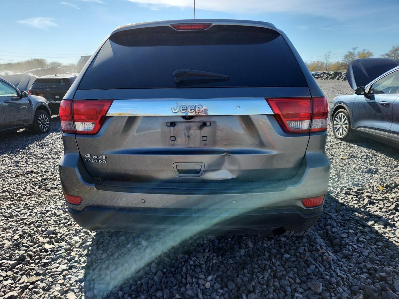 JEEP GRAND CHEROKEE LAREDO