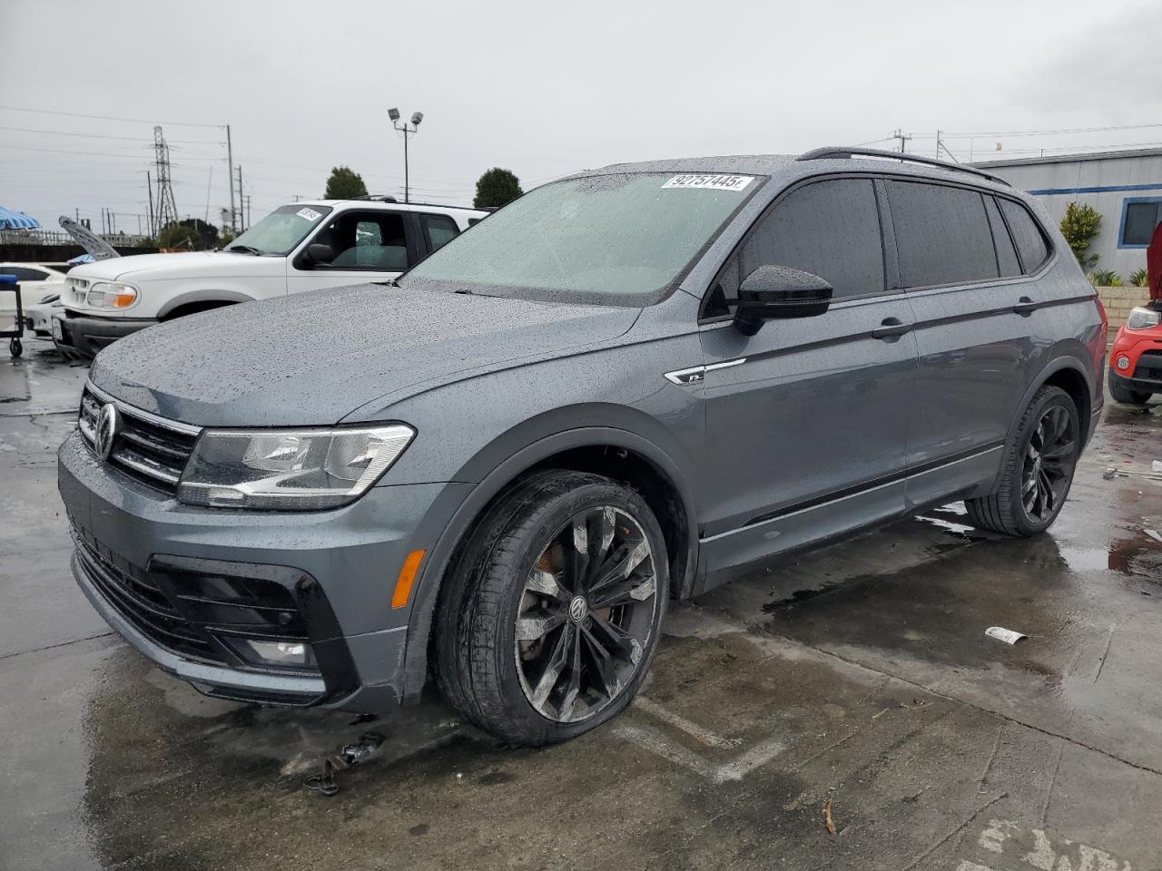 VOLKSWAGEN TIGUAN SE