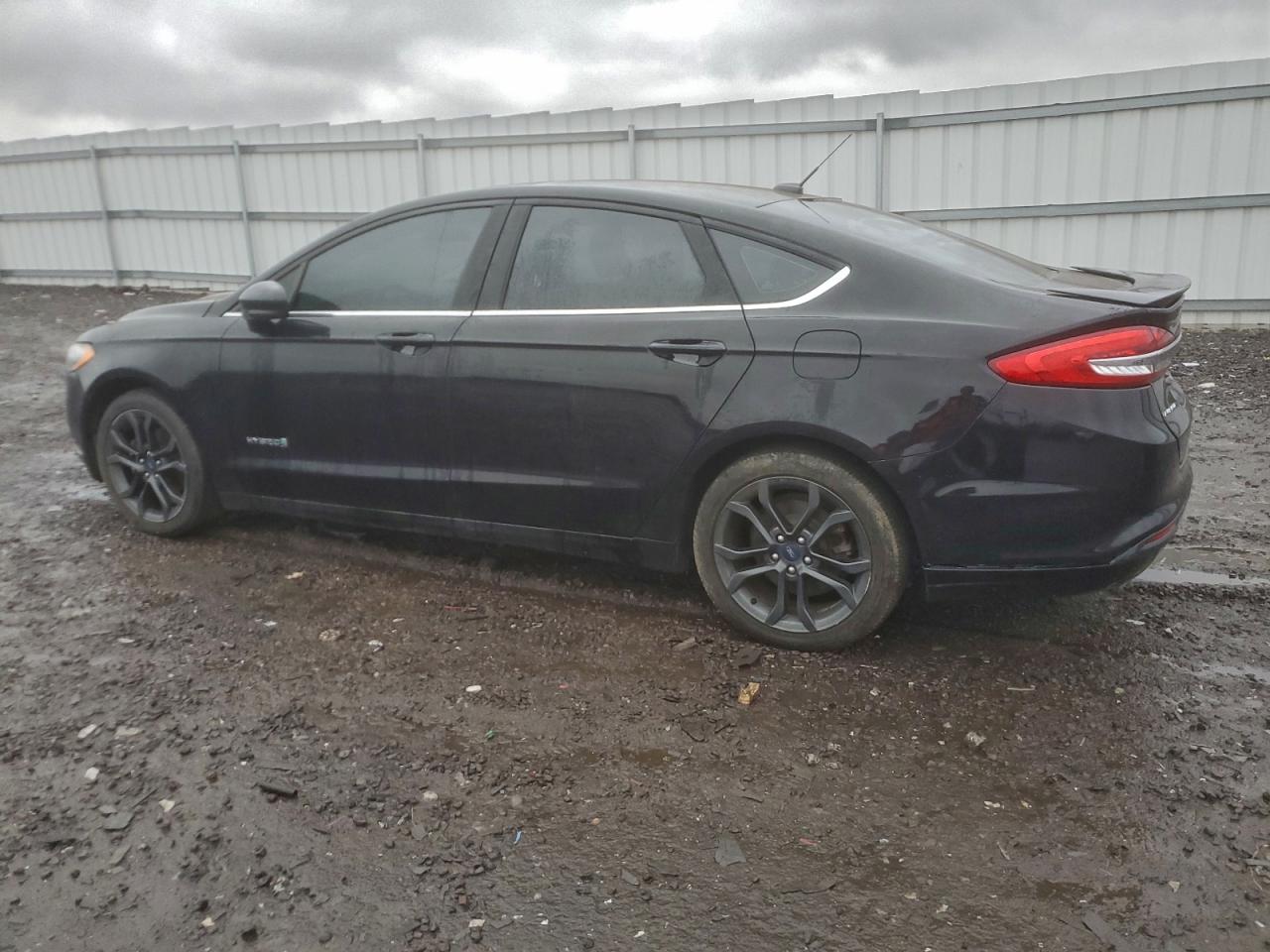 FORD FUSION SE HYBRID