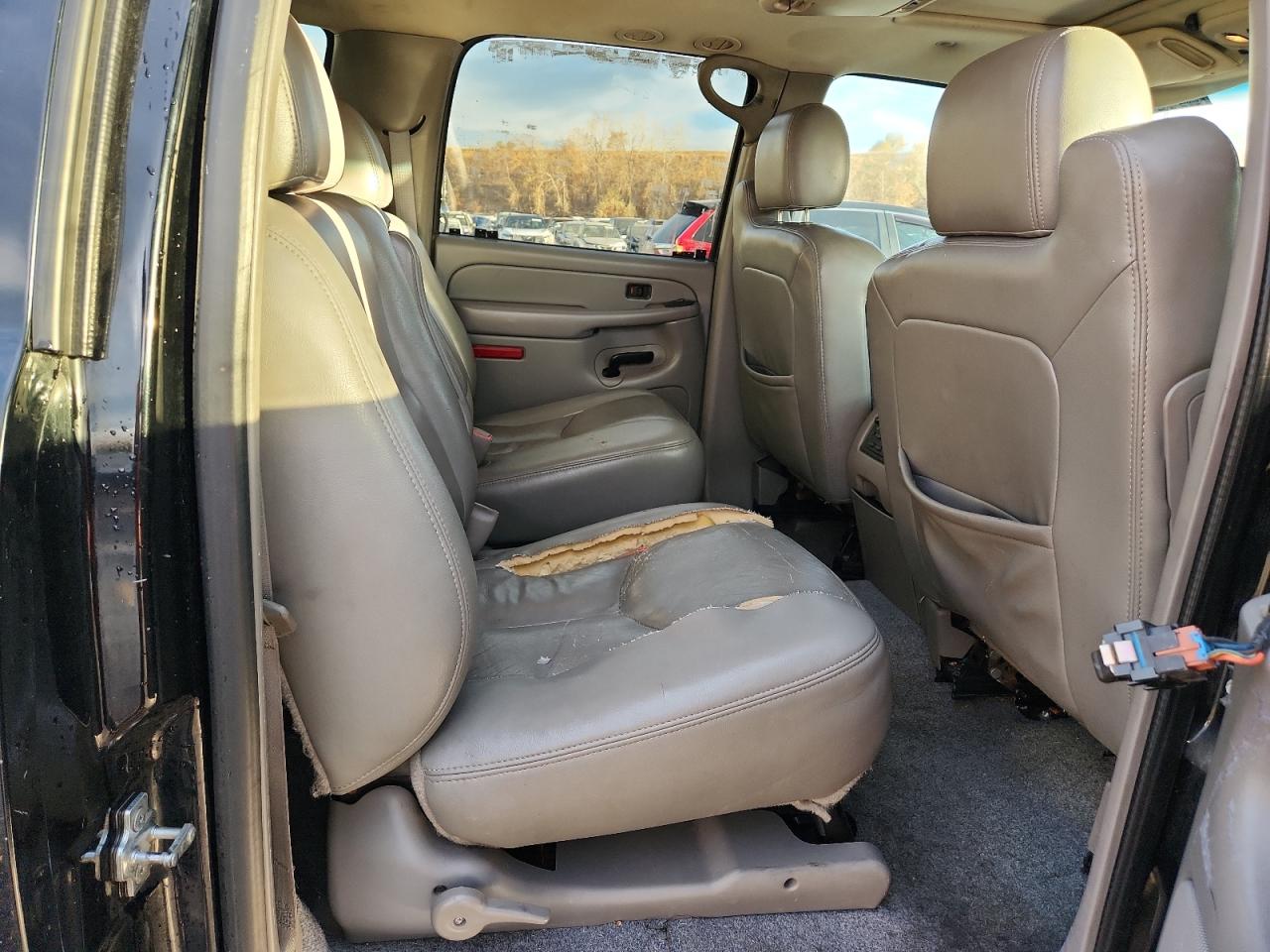 Lot #3286928243 2004 CHEVROLET SUBURBAN K