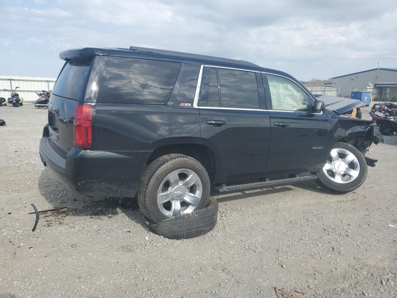 CHEVROLET TAHOE K1500 LT