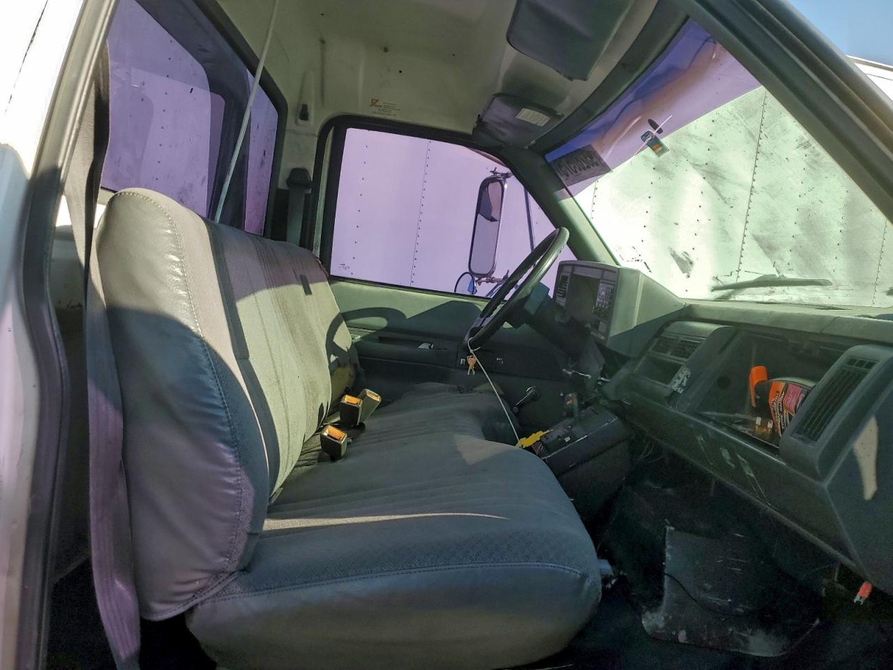 Lot #3291270973 2002 CHEVROLET C-SERIES C