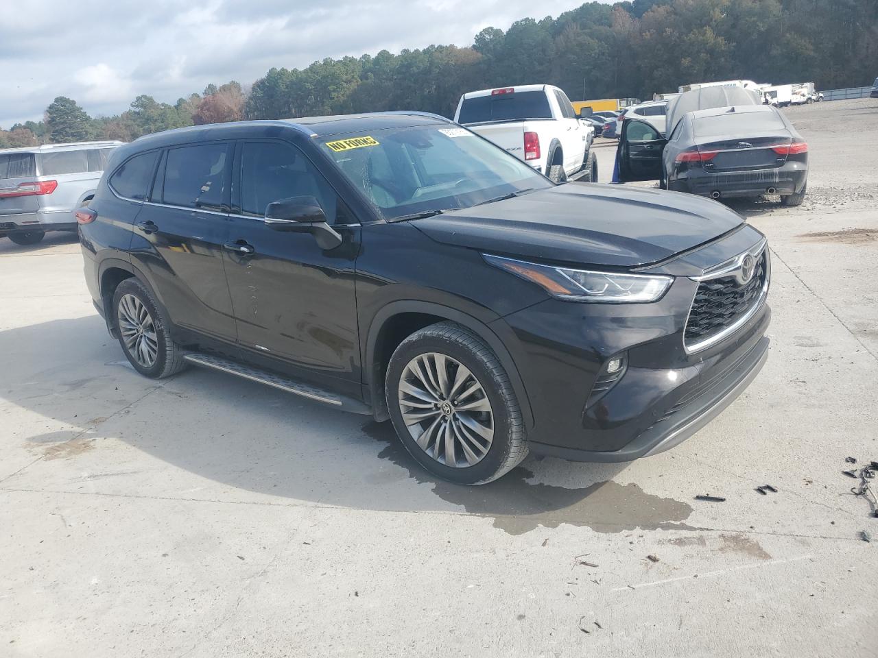 TOYOTA HIGHLANDER PLATINUM