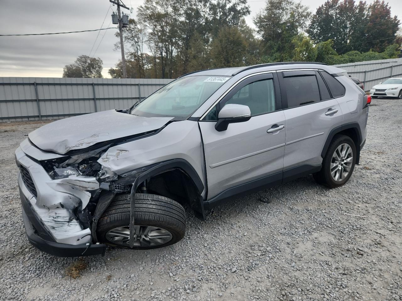 TOYOTA RAV4 XLE PREMIUM