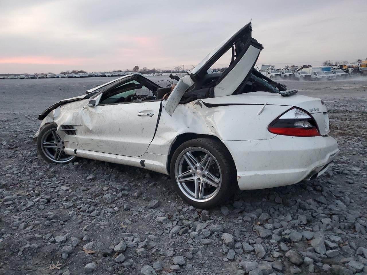 MERCEDES-BENZ SL-CLASS 550