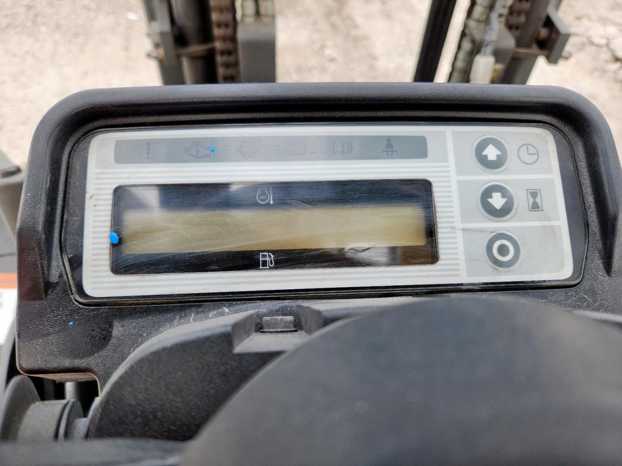 Lot #3304635942 2014 NISS FORKLIFT