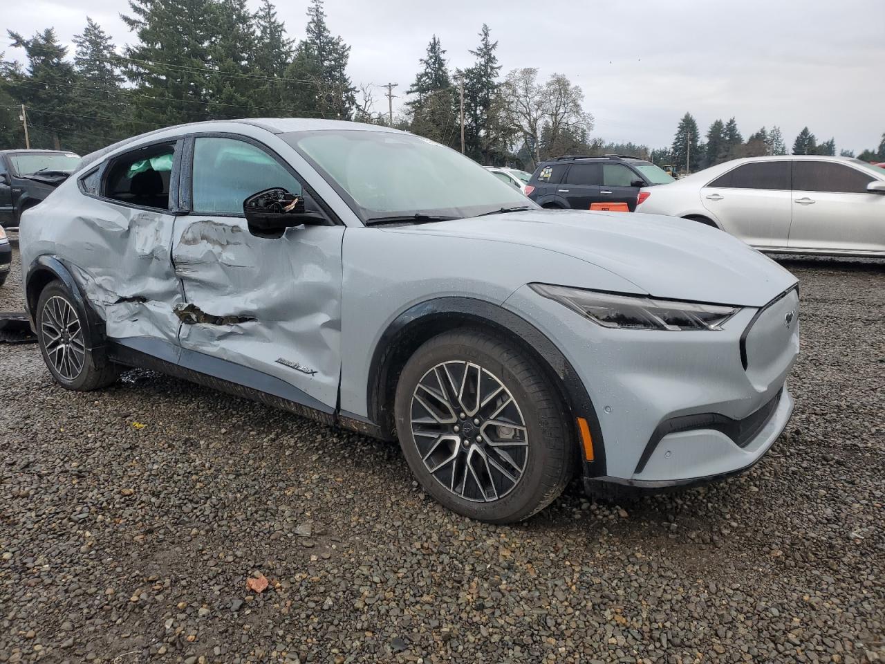 FORD MUSTANG PREMIUM