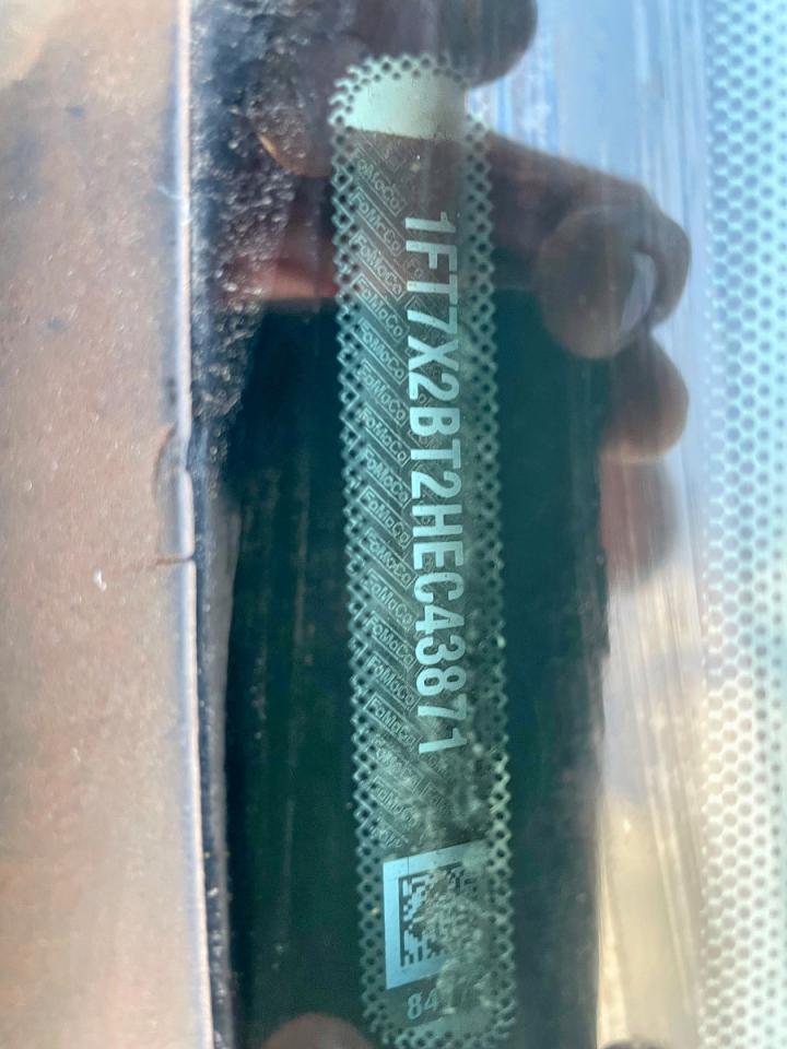 FORD F-250 SUPER DUTY