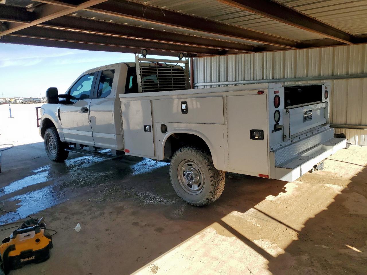 FORD F-350 SUPER DUTY