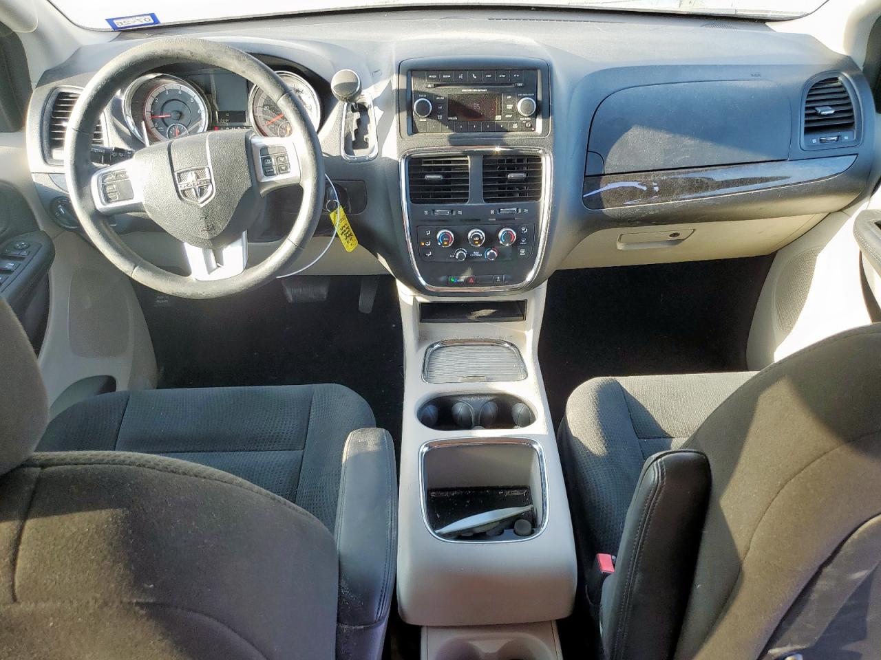 Lot #3318166386 2016 DODGE GRAND CARA