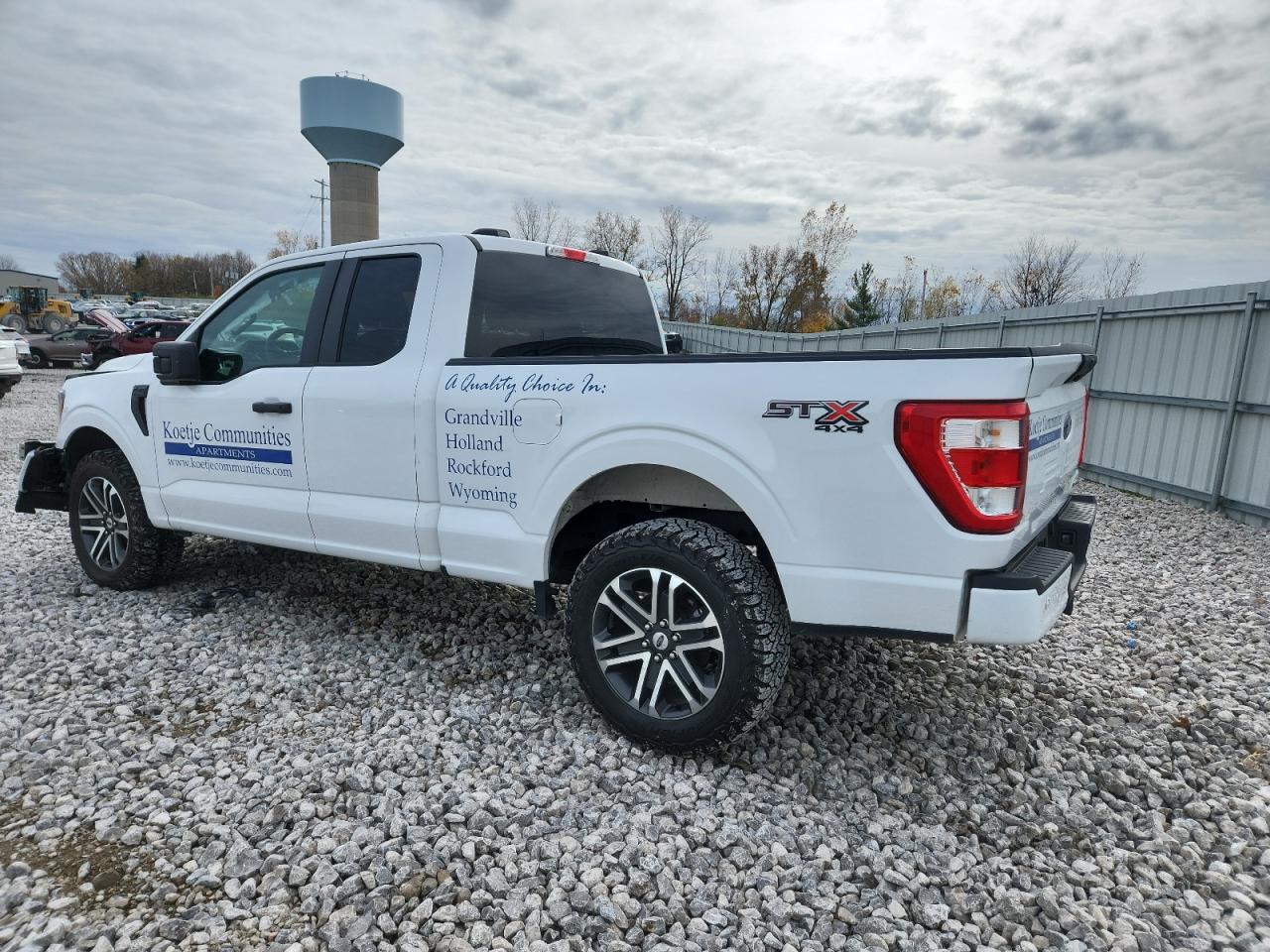 FORD F-150 SUPER CAB