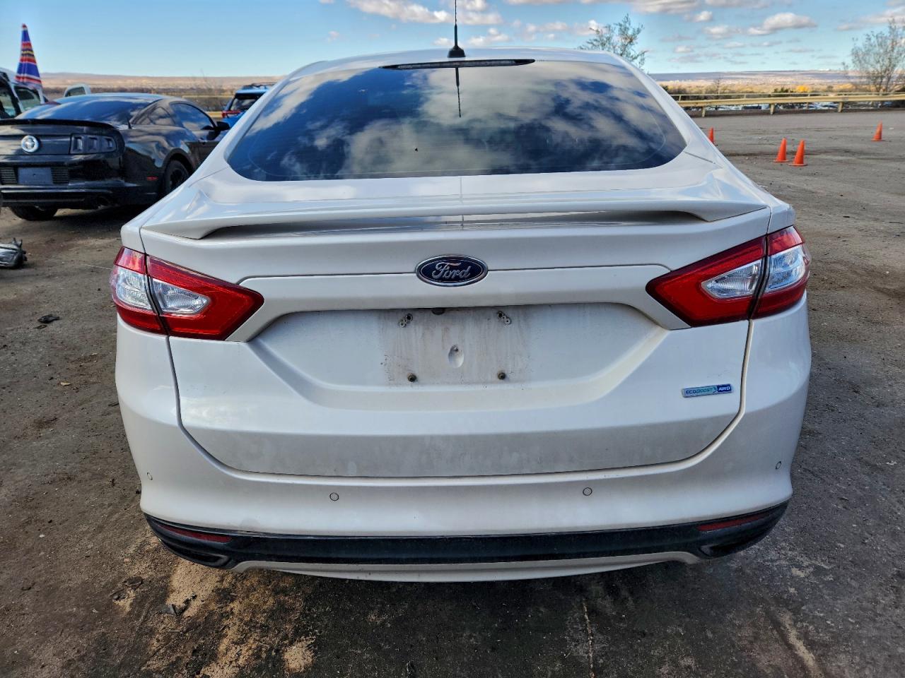 FORD FUSION SE