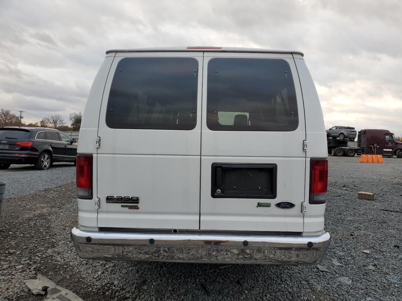 FORD ECONOLINE E350 SUPER DUTY WAGON