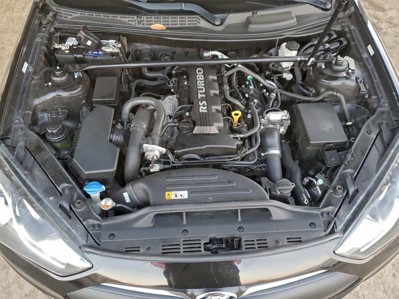 HYUNDAI GENESIS 2.0T