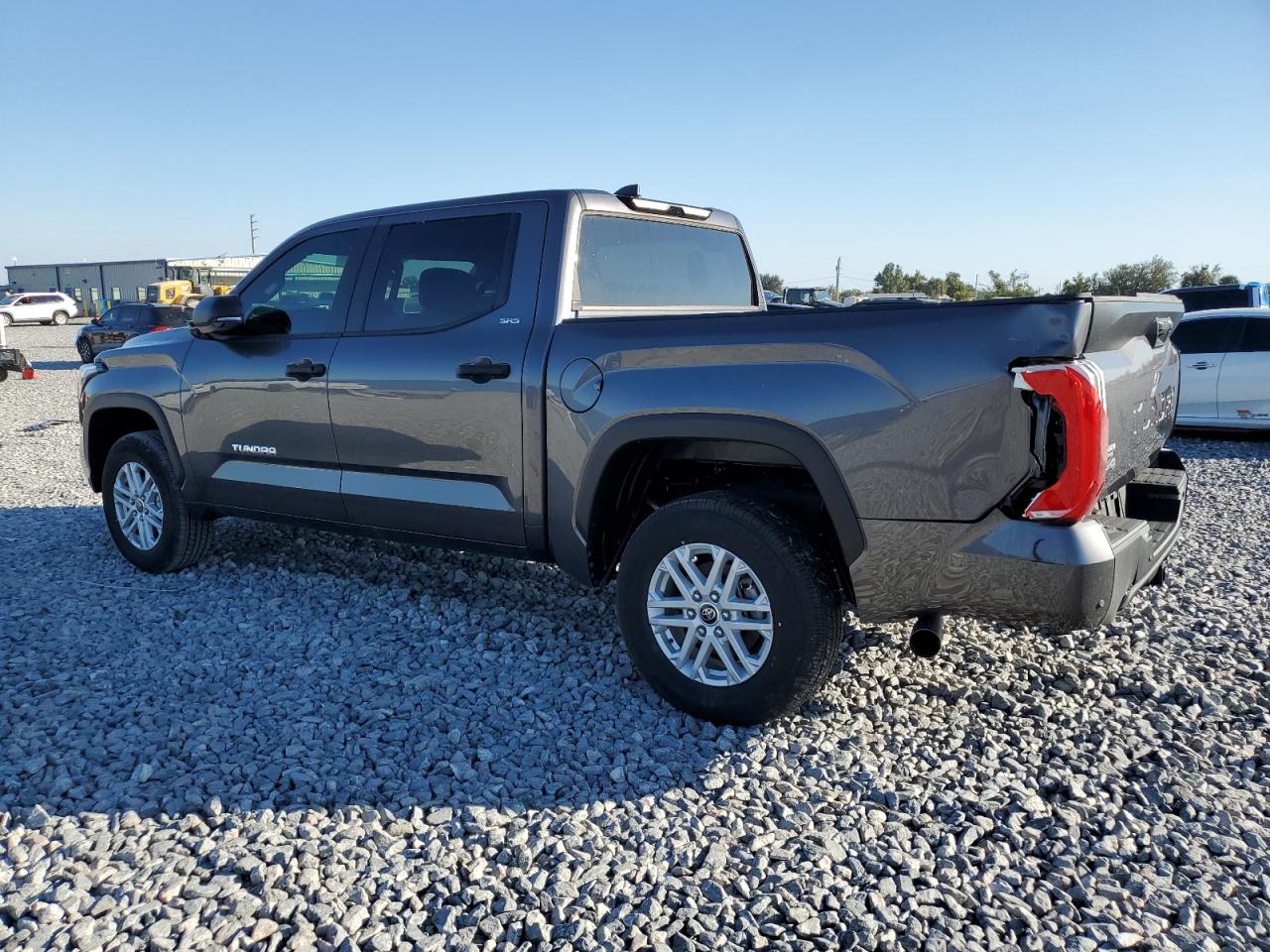 TOYOTA TUNDRA CREWMAX SR