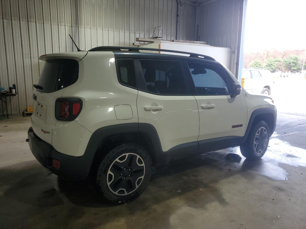 JEEP RENEGADE TRAILHAWK