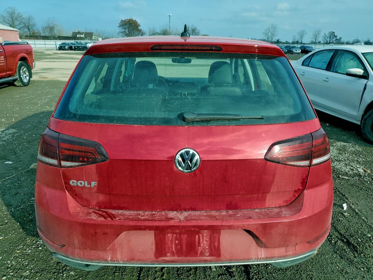 VOLKSWAGEN GOLF S