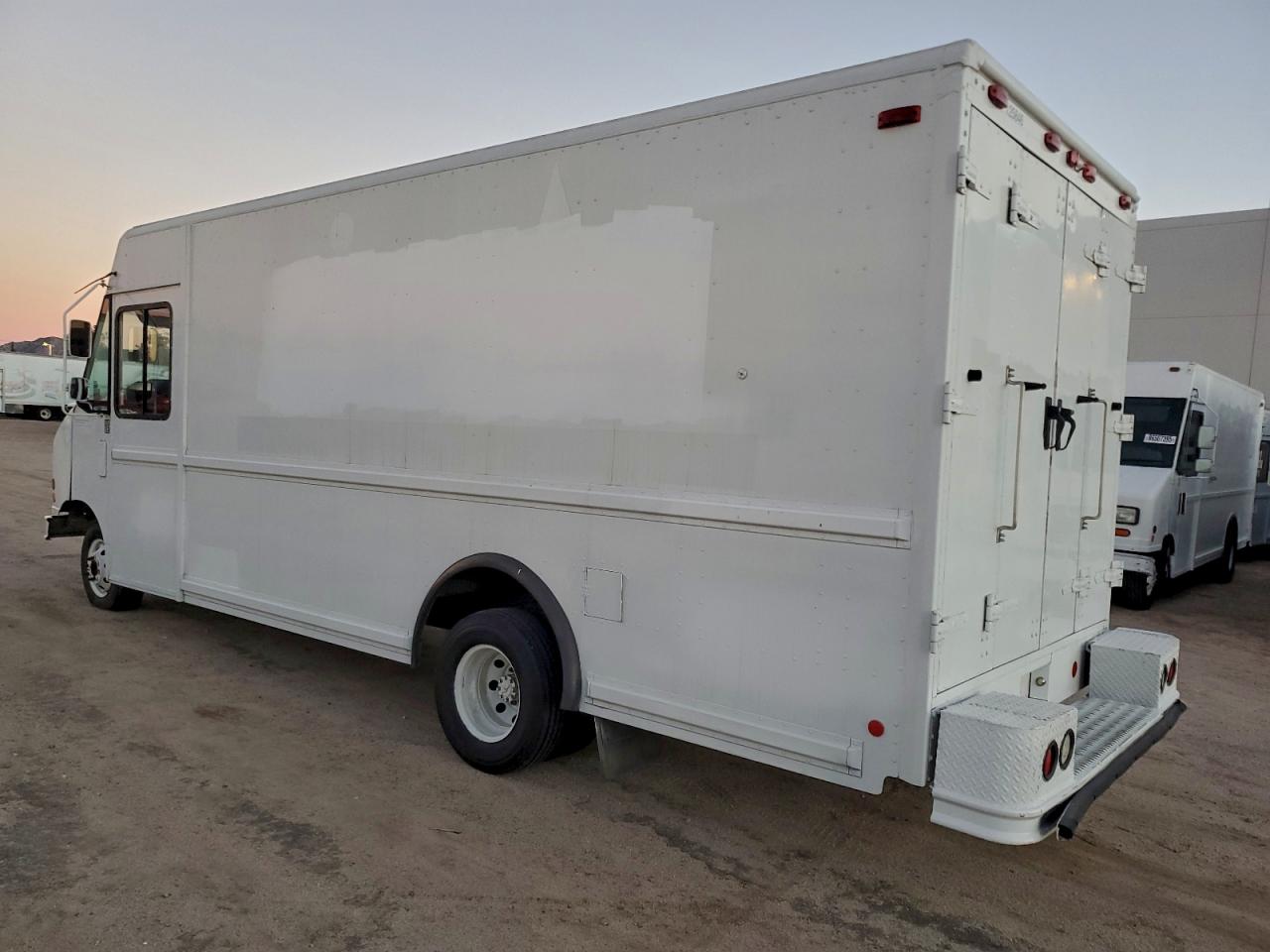 Lot #3302633027 2001 FORD ECONOLINE