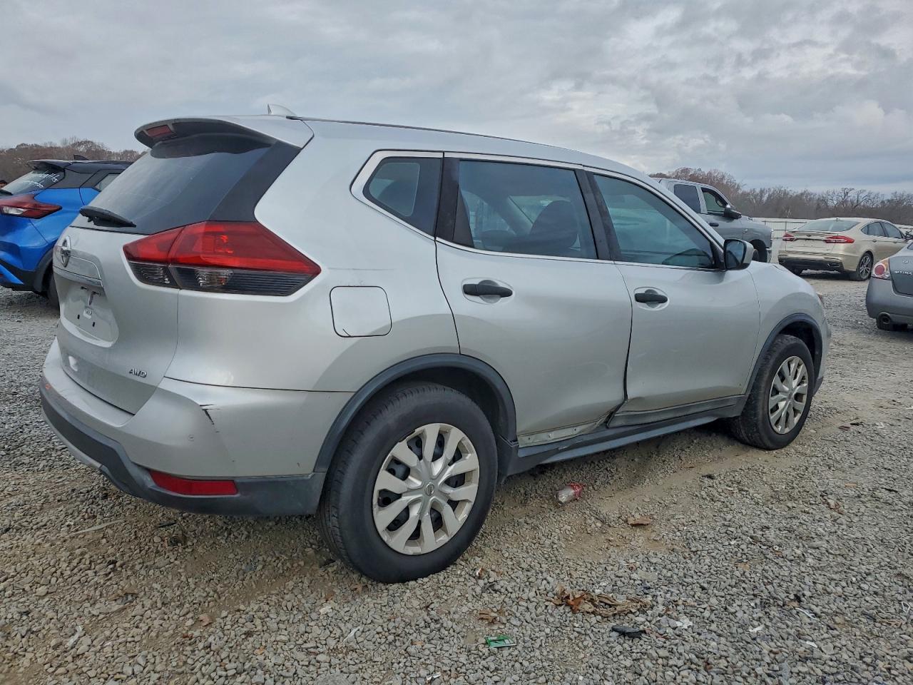 Lot #3311579754 2018 NISSAN ROGUE S