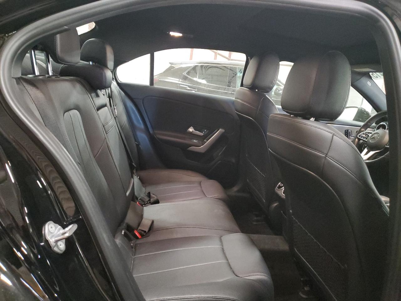 MERCEDES-BENZ A-CLASS 220 4MATIC