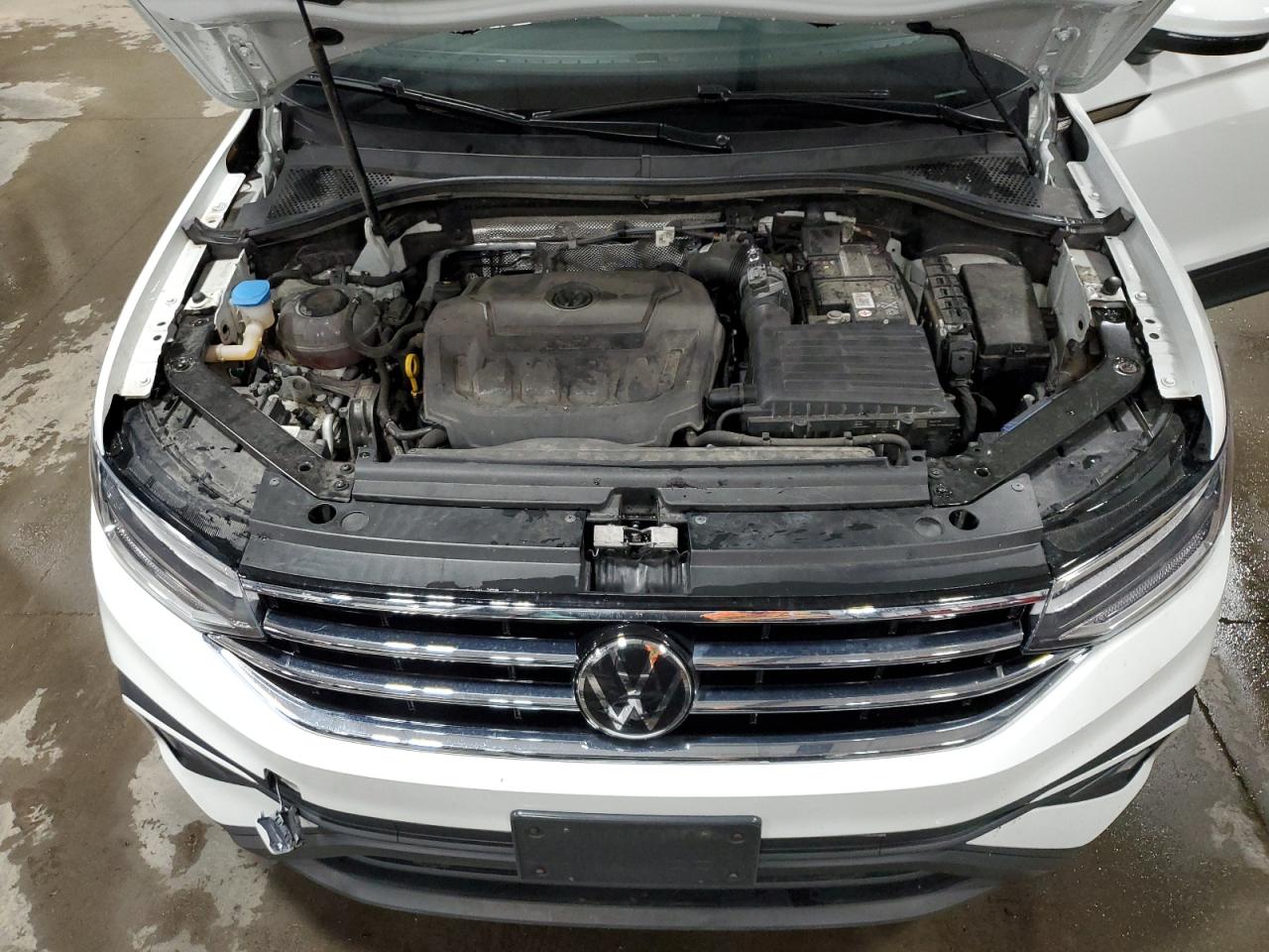 VOLKSWAGEN TIGUAN SE