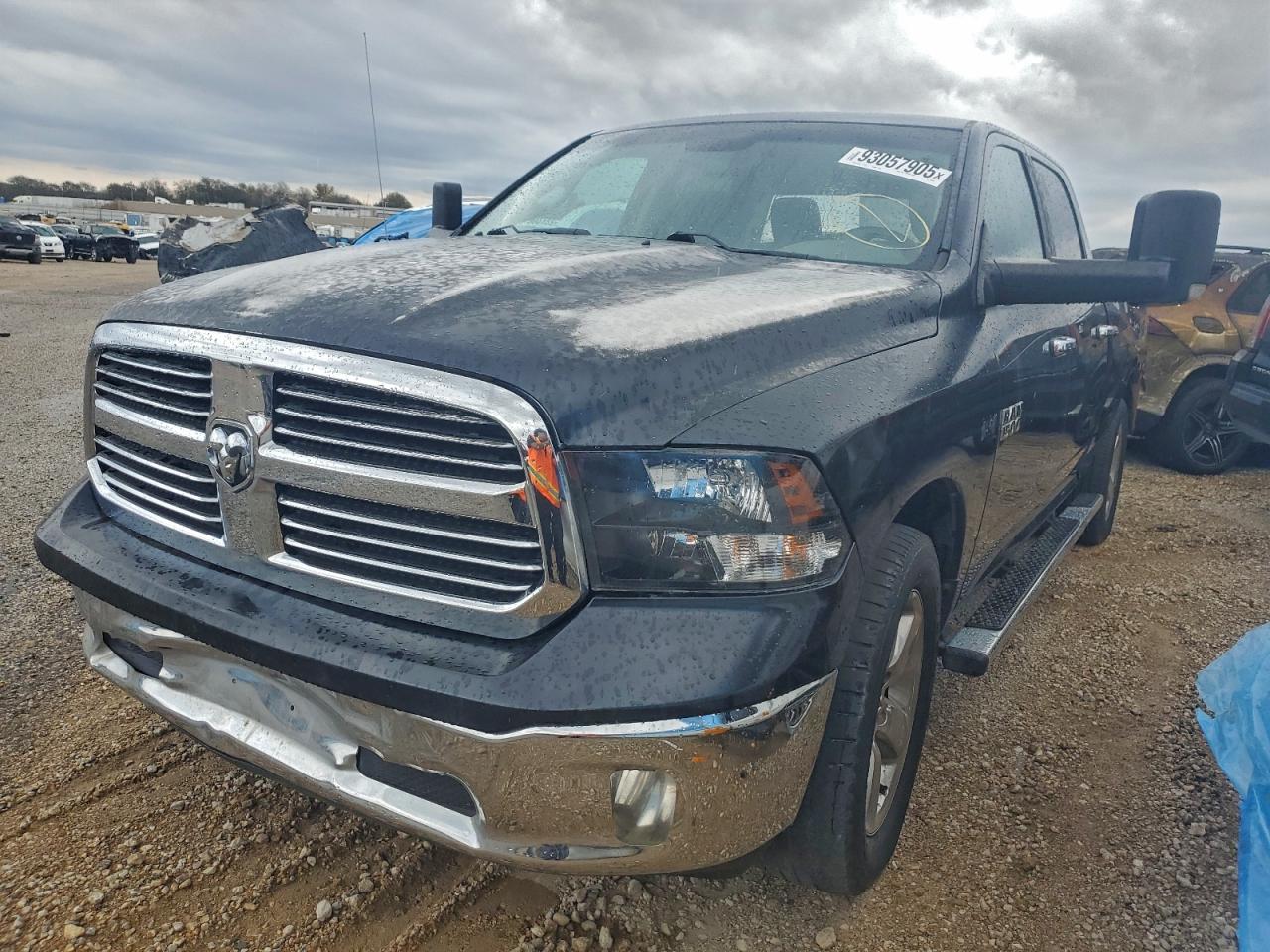RAM 1500 SLT