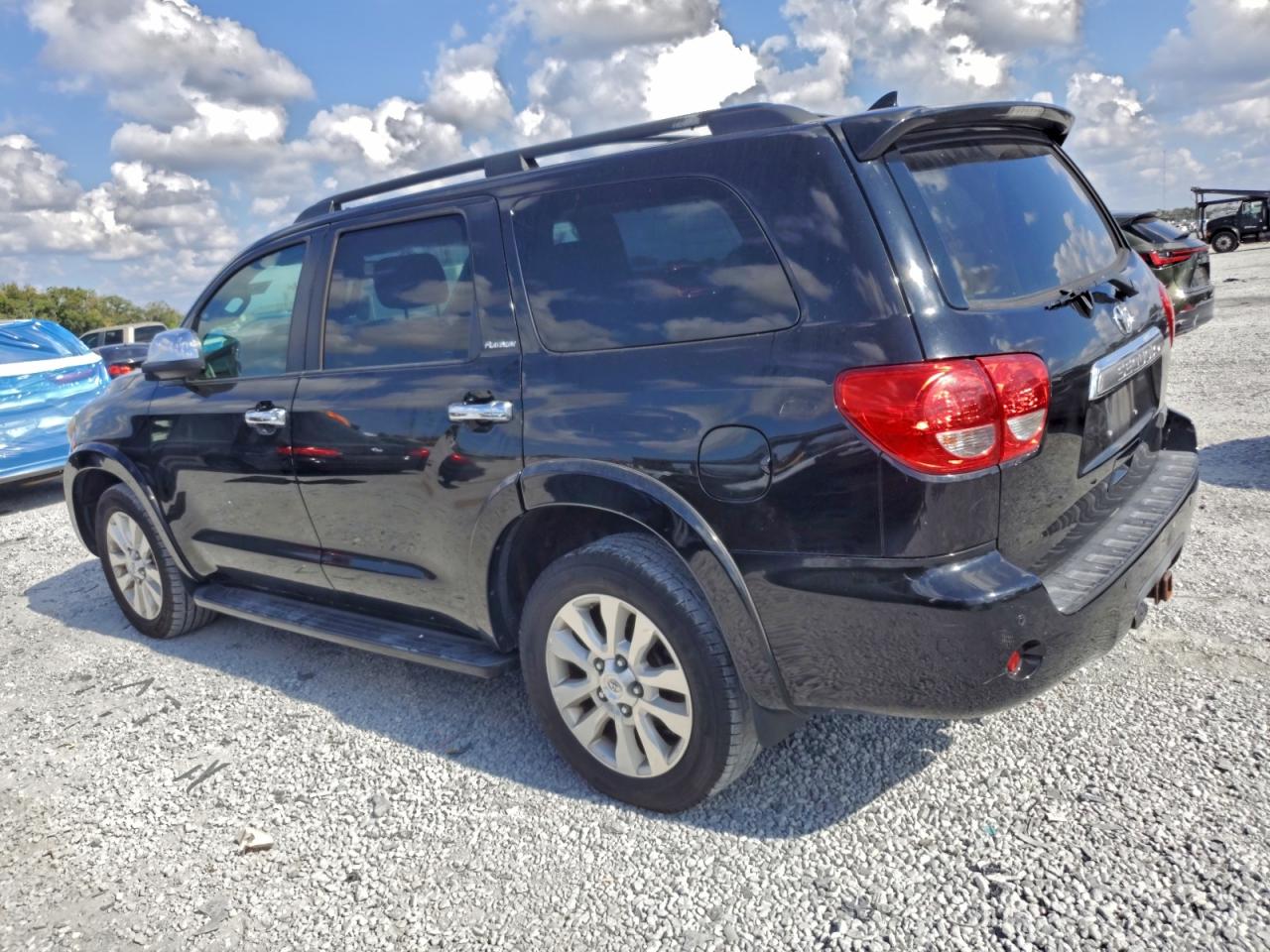 TOYOTA SEQUOIA PLATINUM