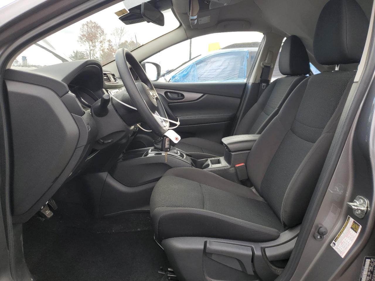 NISSAN ROGUE SPORT S