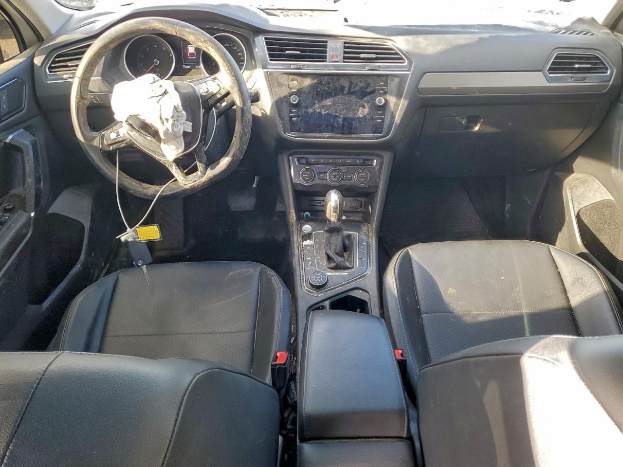 VOLKSWAGEN TIGUAN SE