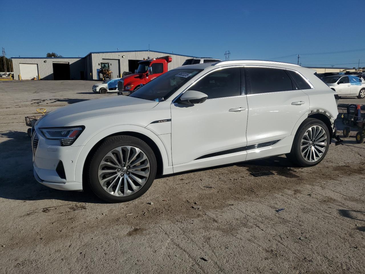 AUDI E-TRON PRESTIGE