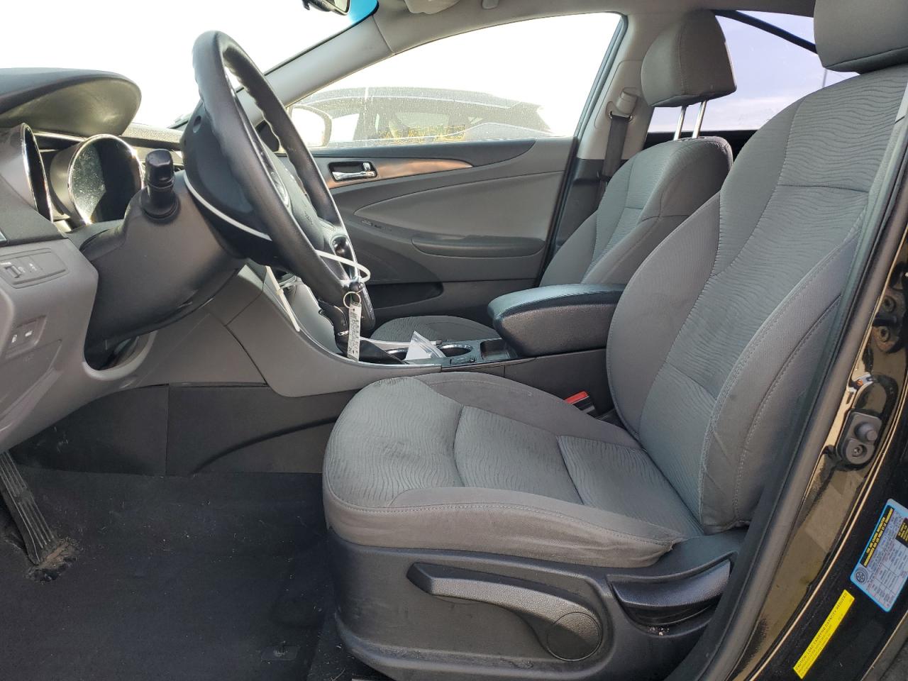 HYUNDAI SONATA HYBRID