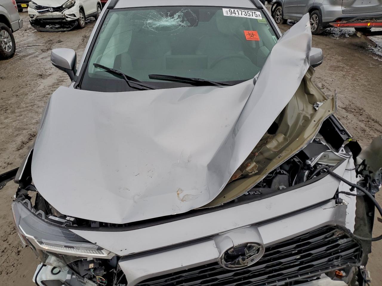 TOYOTA RAV4 XLE PREMIUM