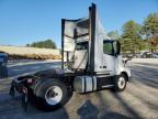 Lot #3294380112 2017 VOLVO VN VNL