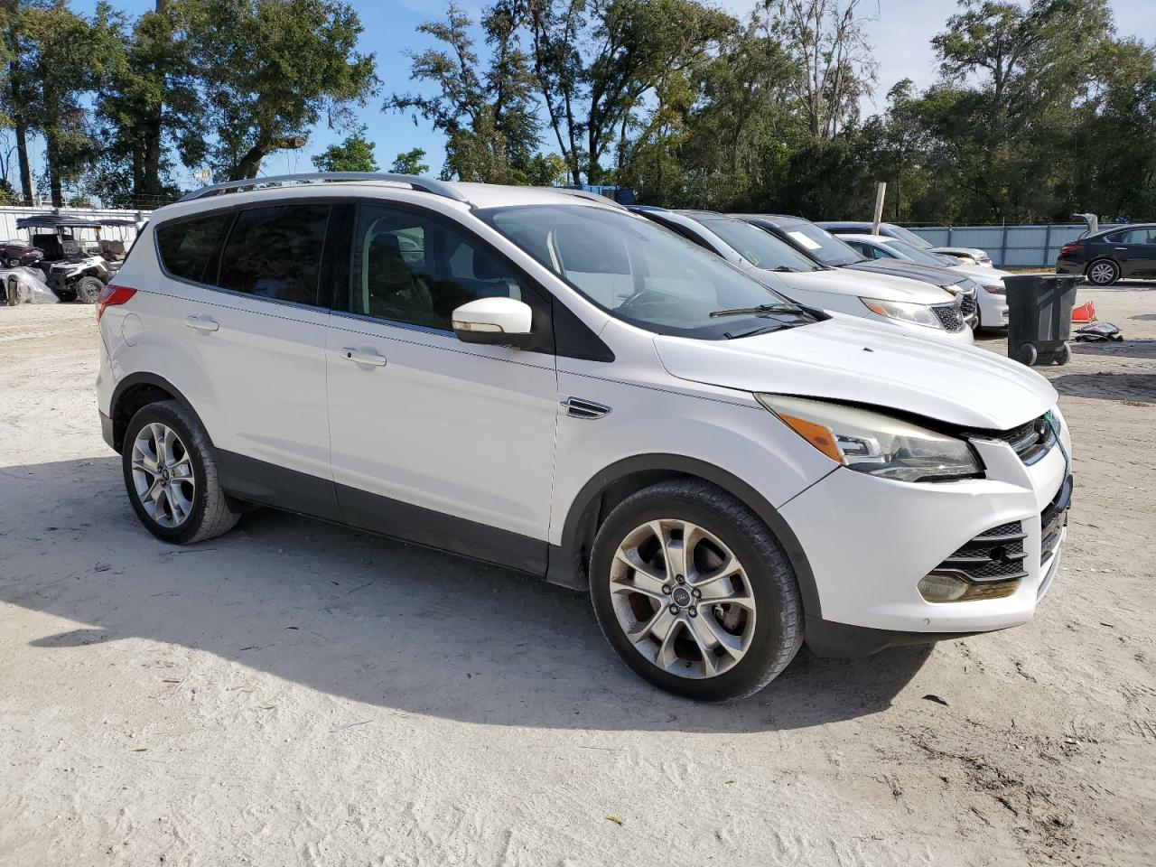 FORD ESCAPE TITANIUM