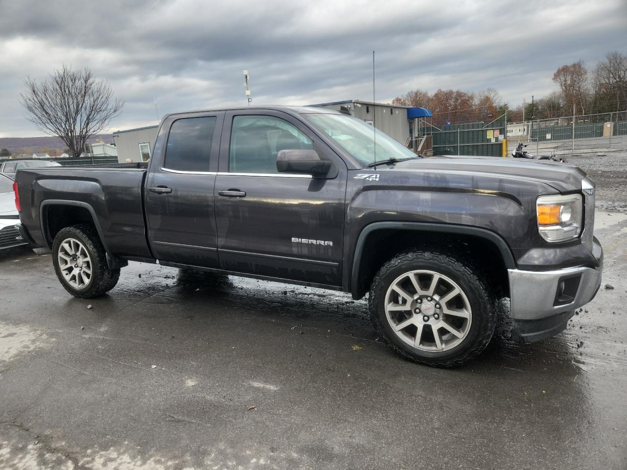 GMC SIERRA K1500 SLE