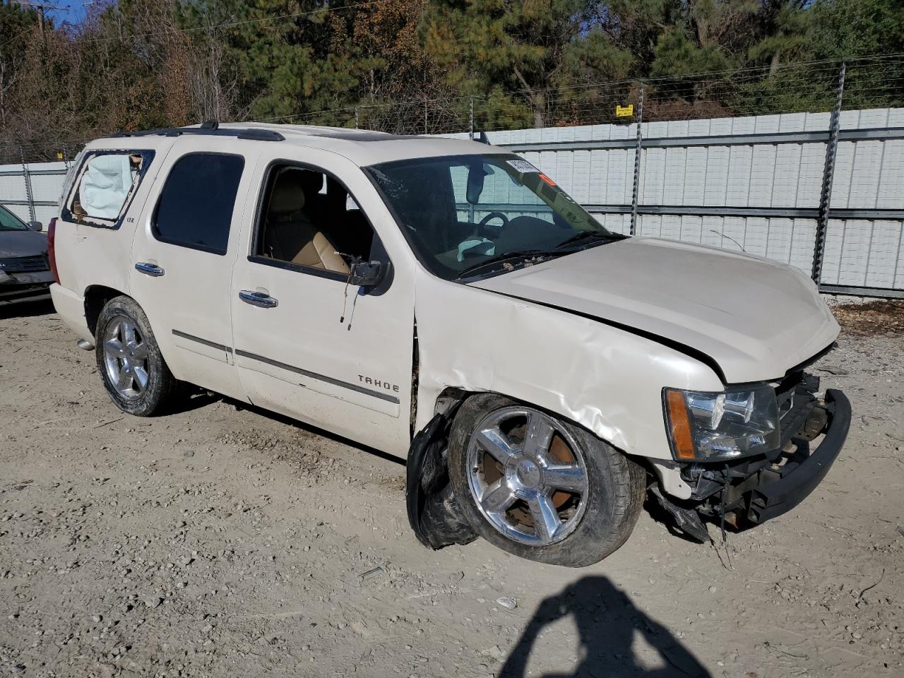 CHEVROLET TAHOE C1500 LTZ