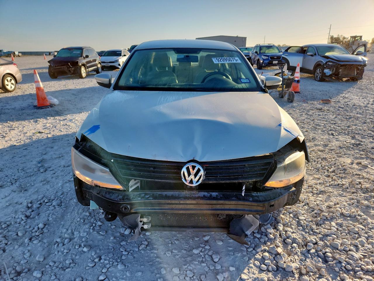 VOLKSWAGEN JETTA SE
