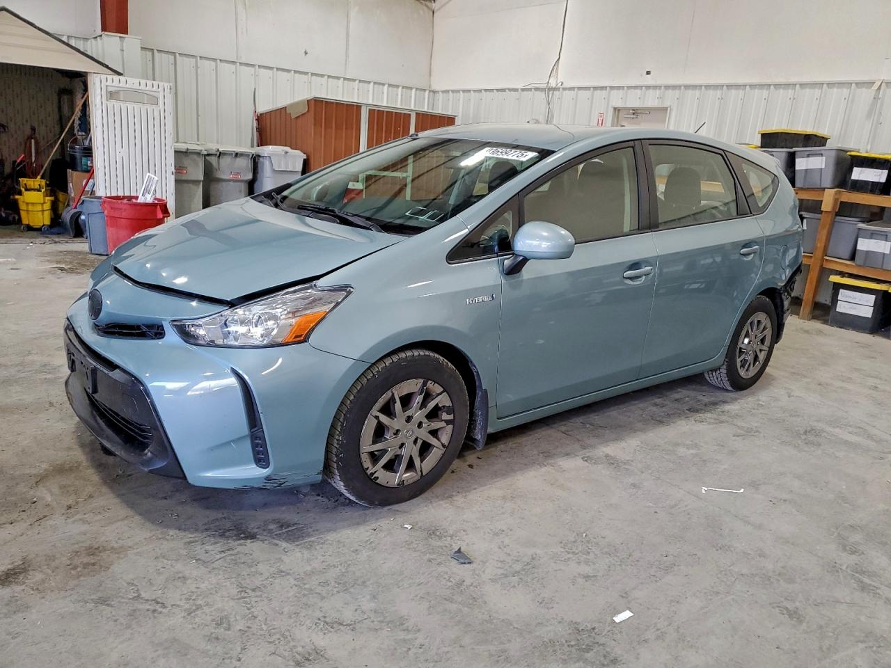 TOYOTA PRIUS V
