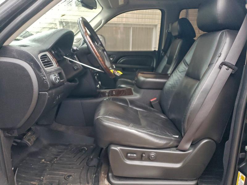 2011 GMC YUKON XL D #3297934785