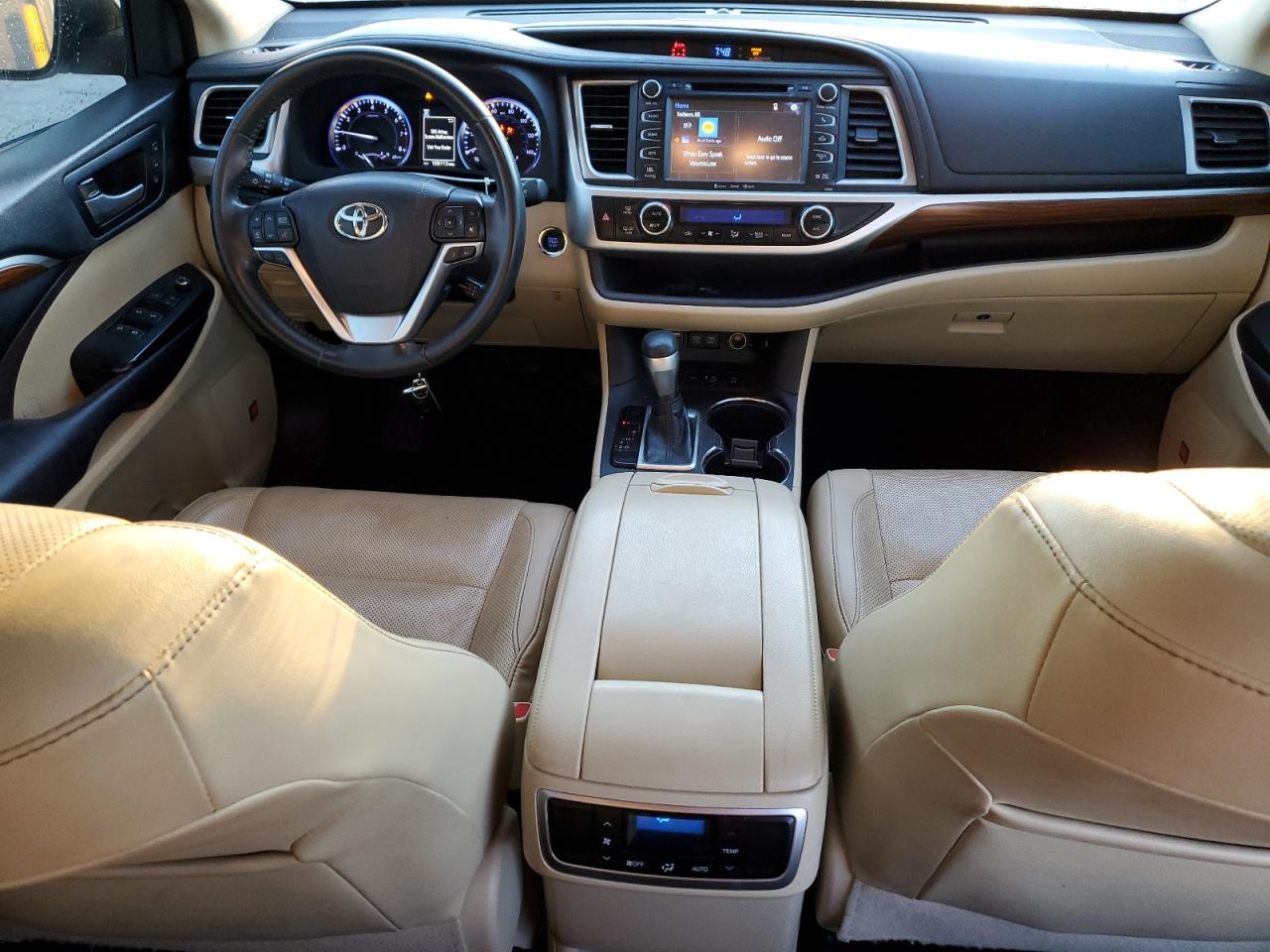 TOYOTA HIGHLANDER LIMITED