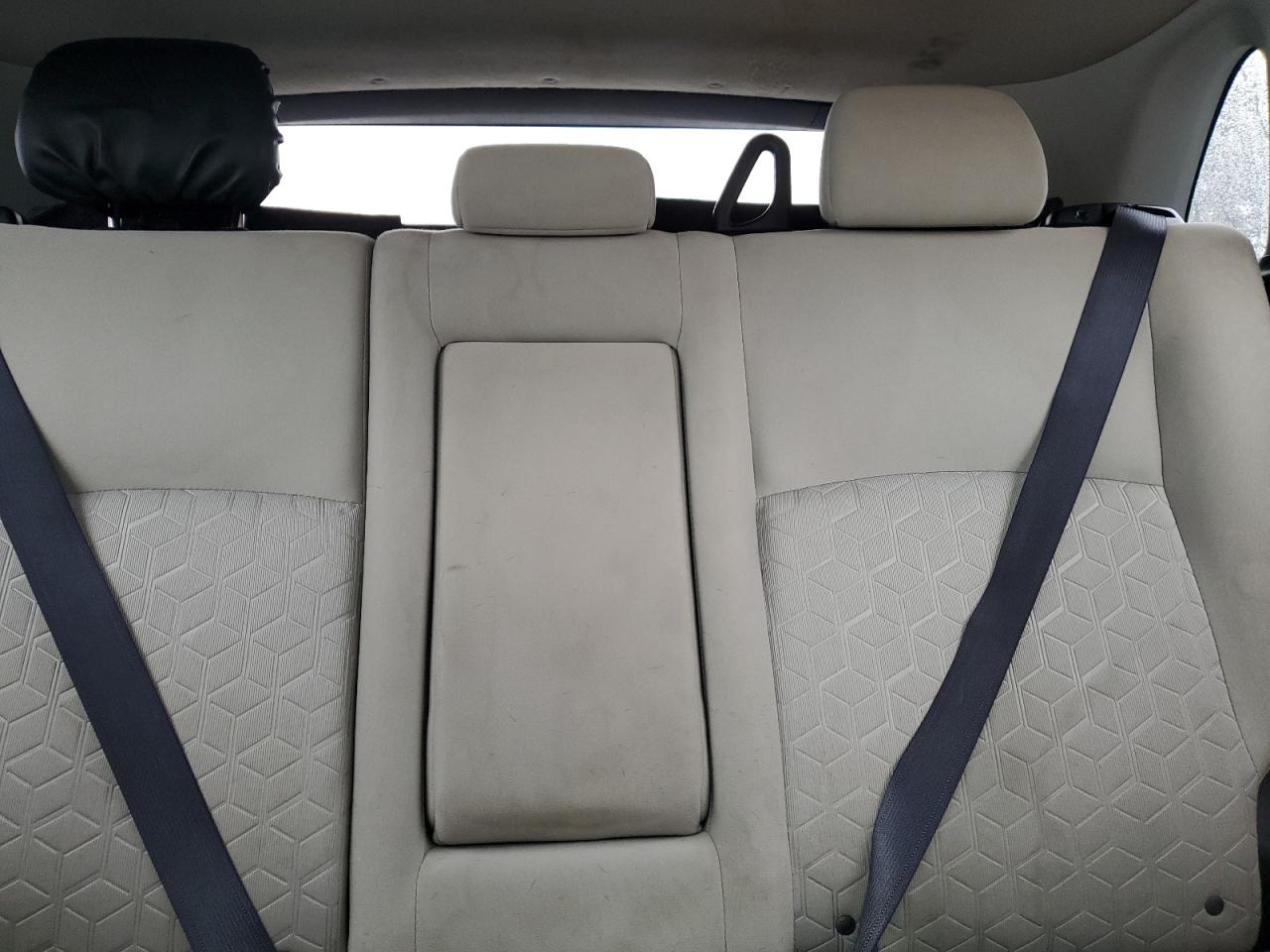 MITSUBISHI OUTLANDER SE