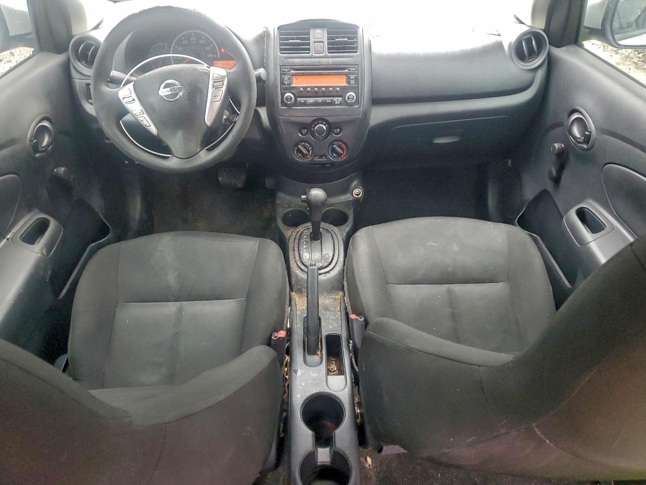 NISSAN VERSA S