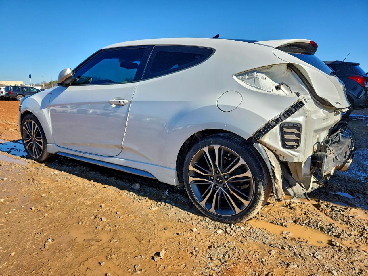 HYUNDAI VELOSTER TURBO