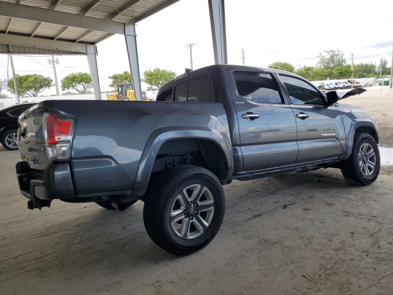 TOYOTA TACOMA DOUBLE CAB