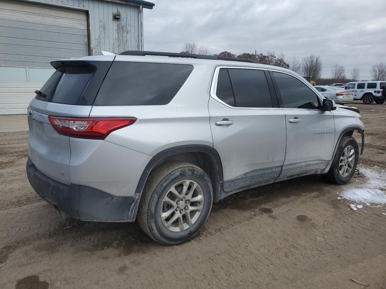 CHEVROLET TRAVERSE LT