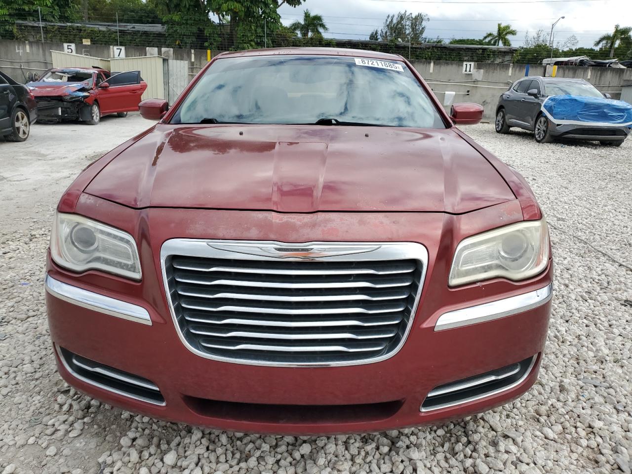 CHRYSLER 300